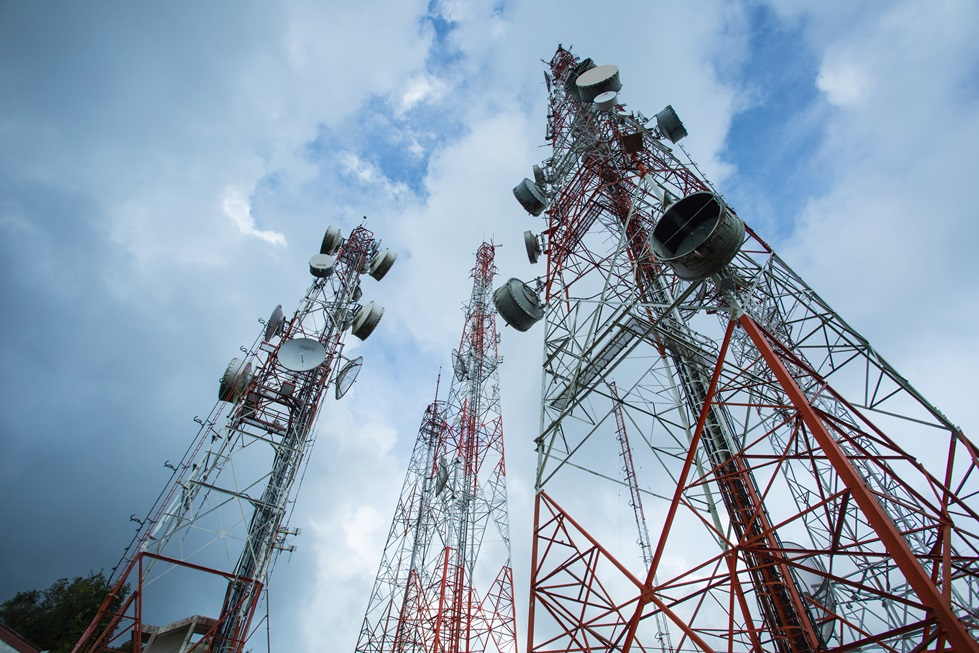New radio frequencies for mobile internet services